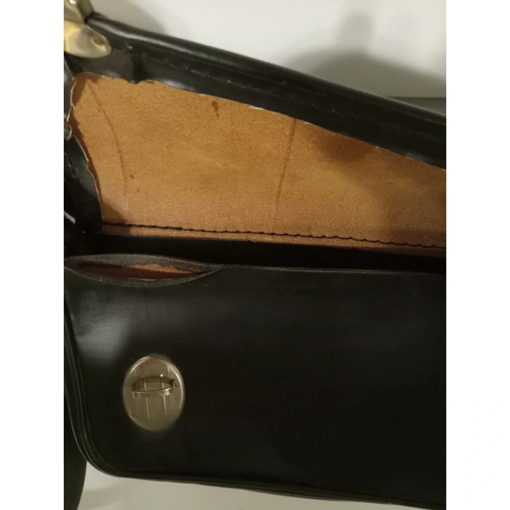 Used Vintage‎ Kodak Automatic 8 Movie Camera with manual film and carrying case.